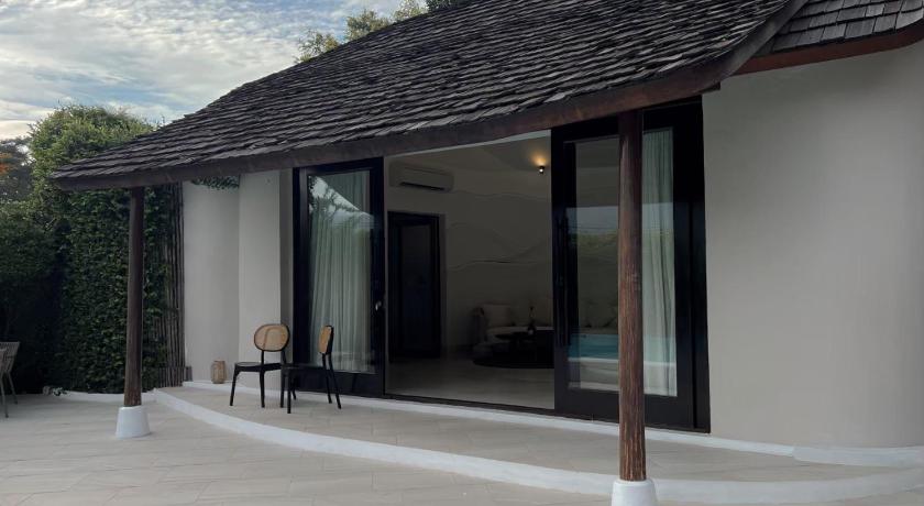 Image of Boribot Signature Pool Villa 10