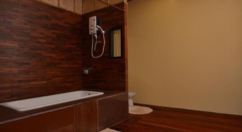 Bild av River Kwai Club 2