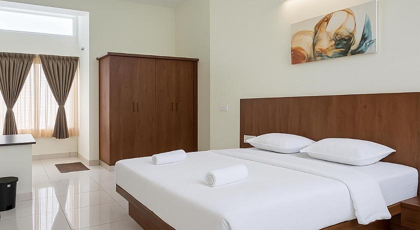 Savi Service Apartments - image 39