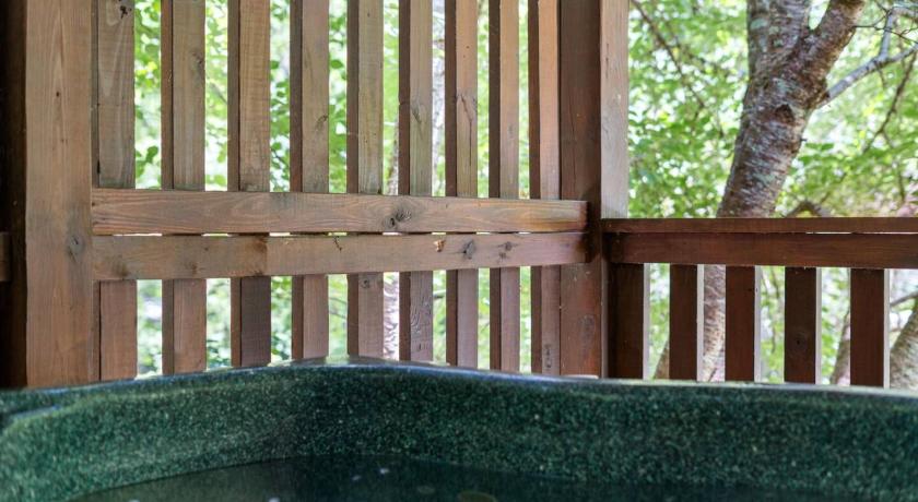 Zion Grove (TN) In Green Pastures Gatlinburg 4-Star Accommodation room
