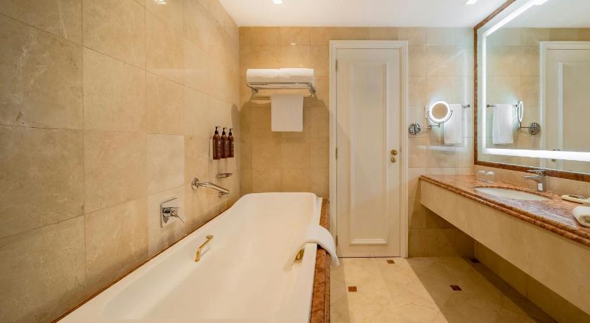 Image of Deluxe Guest room, 2 Queen 2