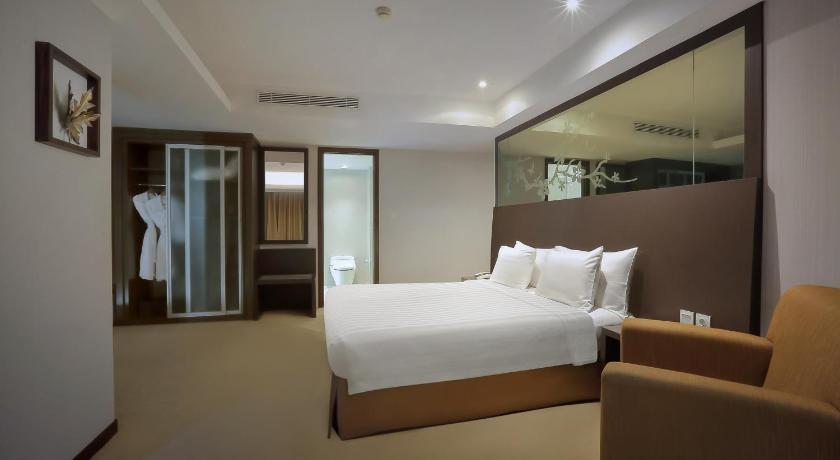 Image of Family Room 4