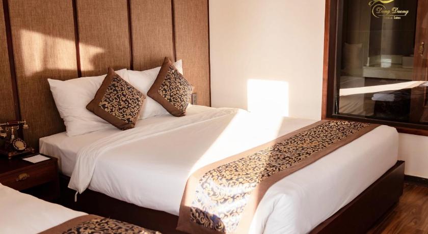 Image of Deluxe Triple Room with balcony 8