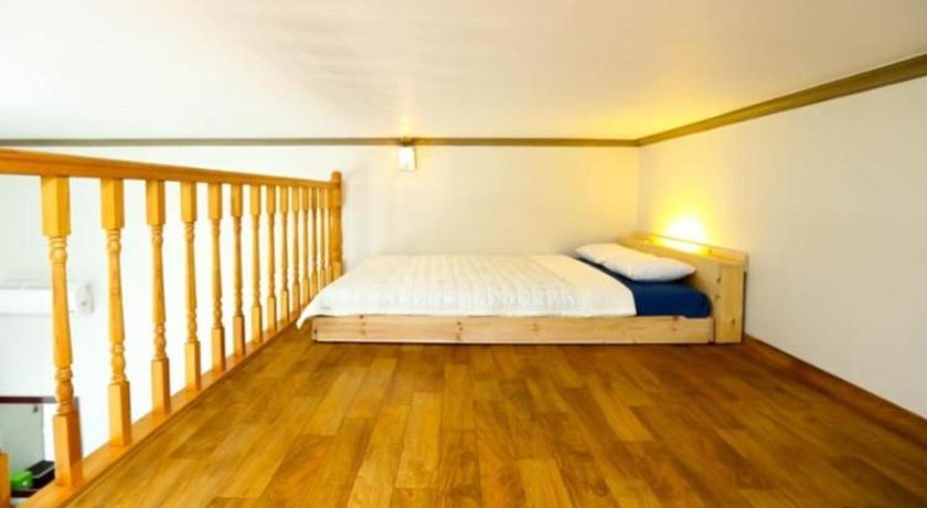 Gangwon-do Inje Good Morning Pension 2-Star Guesthouse pool