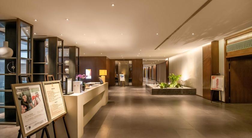 Jinling Hotel - image 20