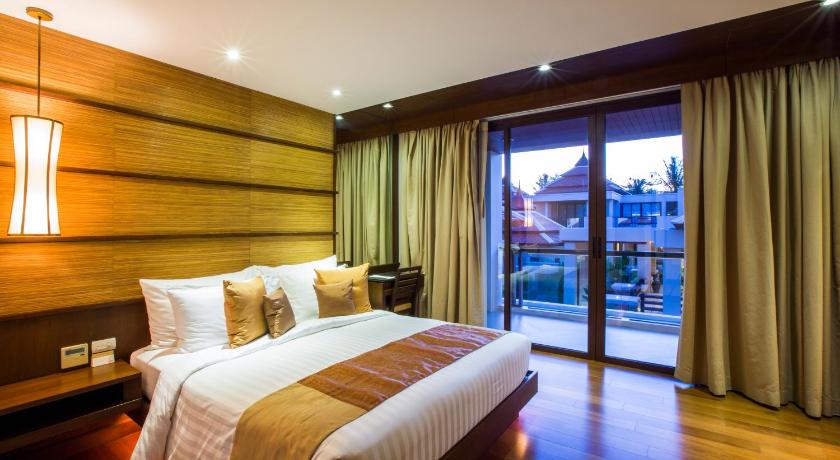 Image of Royal Seaview Jacuzzi Penthouse - 3 BR 6