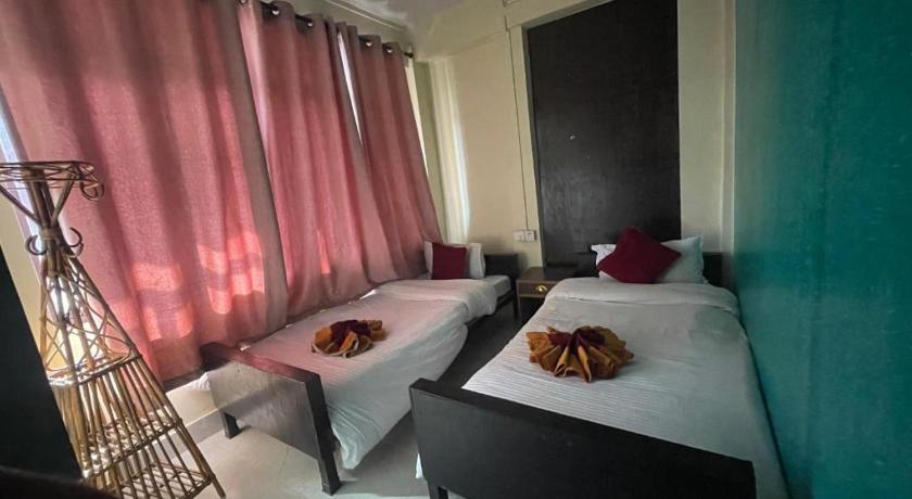 backpacker hostel — Kathmandu (6)