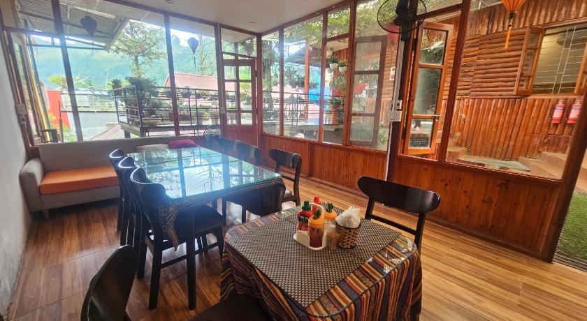 サパ Dang Khoa Garden Inn 4つ星 ゲストハウス プール