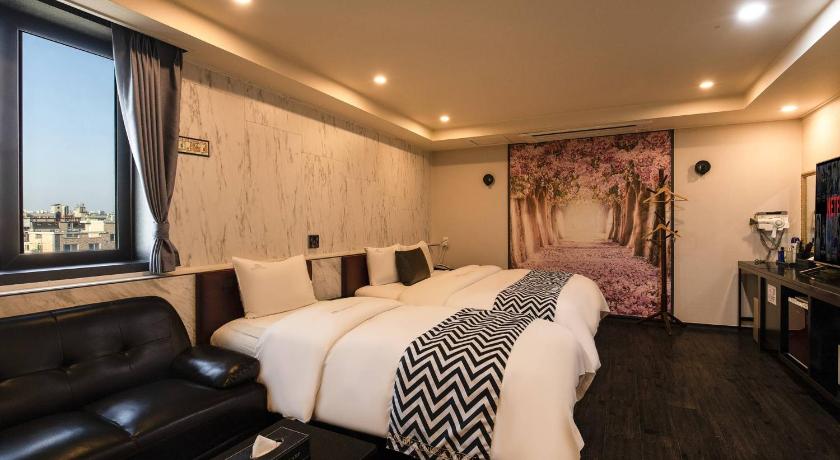 Seoul Hwagok Camp Hotel 2-Star Hotel suite