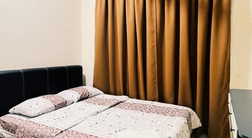 Ipoh Teratak Raya 3-Star Guesthouse pool