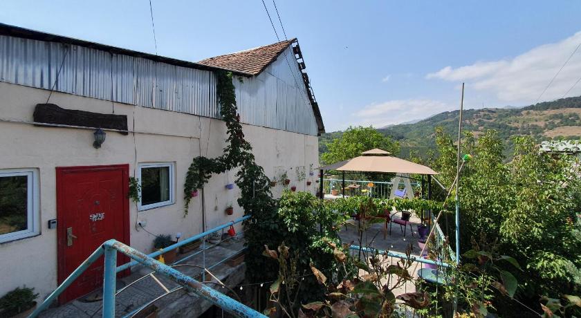 Sweet Home 2