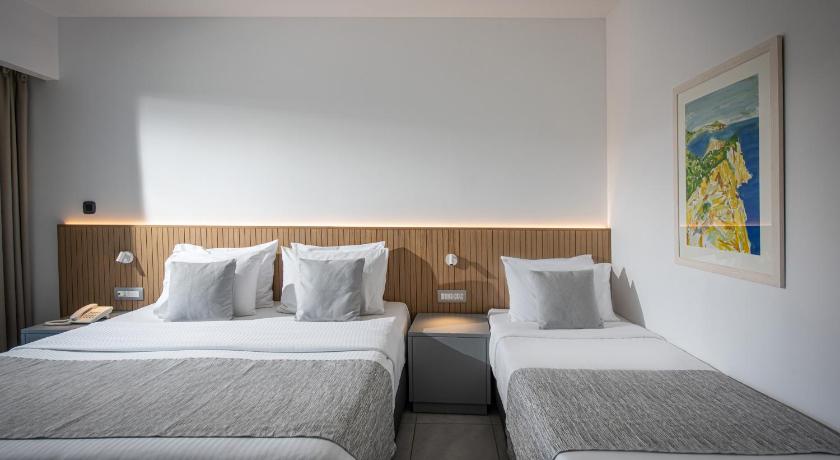 Image of Superior Seaview 6