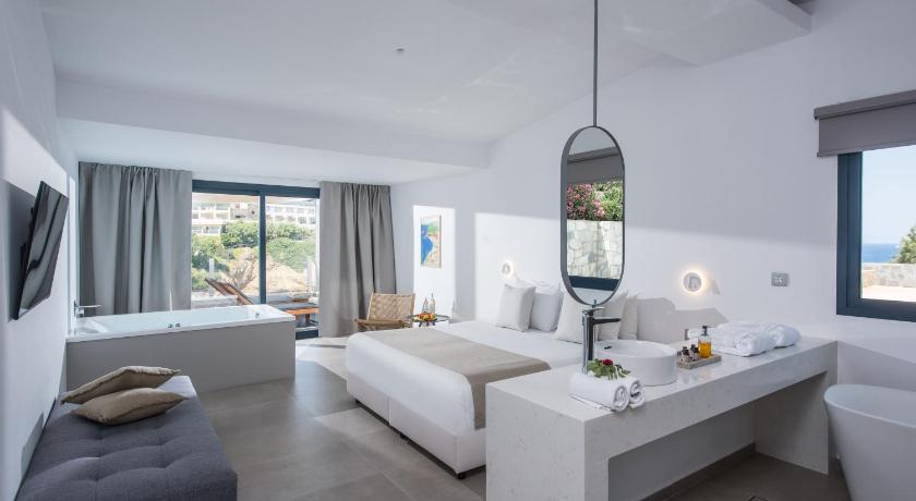 Image of Double Room with Spa Bath 0