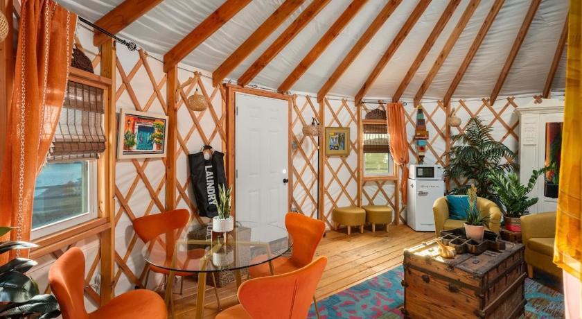 크로퍼드 (TX) Mystical Moroccan Yurt - Unit #5 4성급 숙소 레스토랑