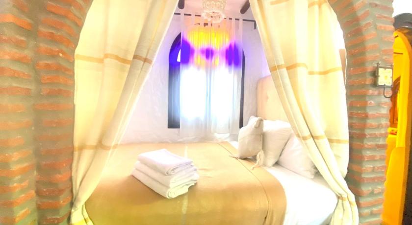 Image of Farida Suite 3