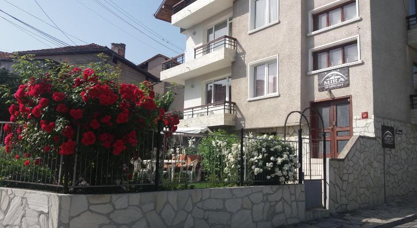 Mira Guest House