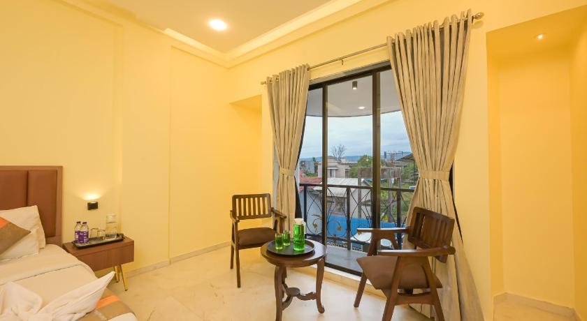 Image of Deluxe AC with Balcony 4
