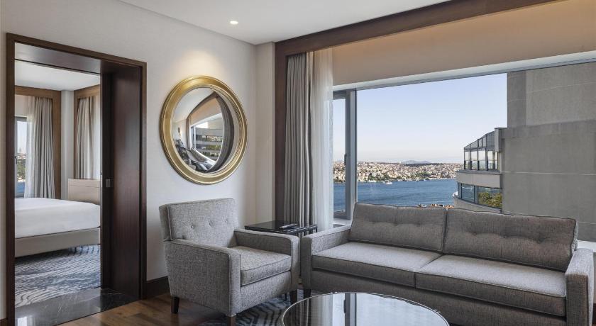 Immagine di 2 Bedroom Family Suite Bosp. View Lounge Acc. (2 bedroom family suite bosp. view lounge acc.) 3