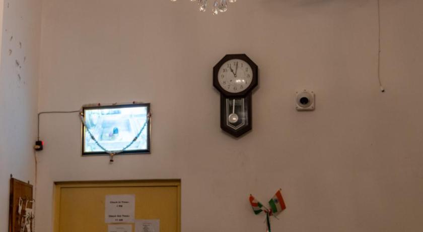 Varanasi Rest House - image 16