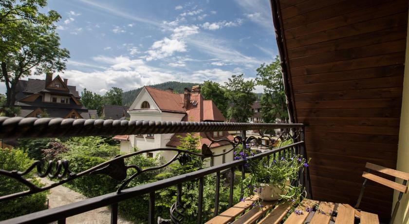 ザコパネ Willa Cyrek 3つ星 ゲストハウス 眺望