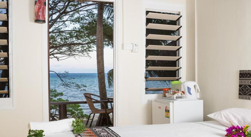 Зображення Бунгало на набережній (Beachfront Bungalow) 9
