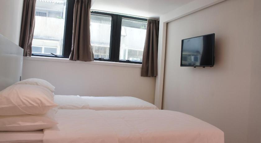 Image of Deluxe Twin Room 0