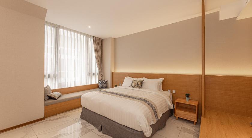 Image of Double Room with Street View 1