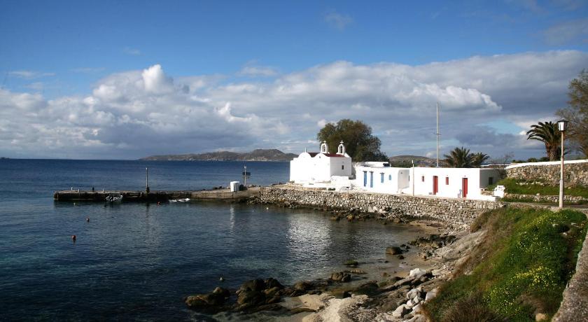 Mykonos Moussa