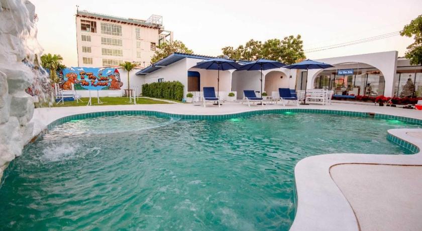 Pattaya To The Sea by Belvilla 3-Star Hotel exterior