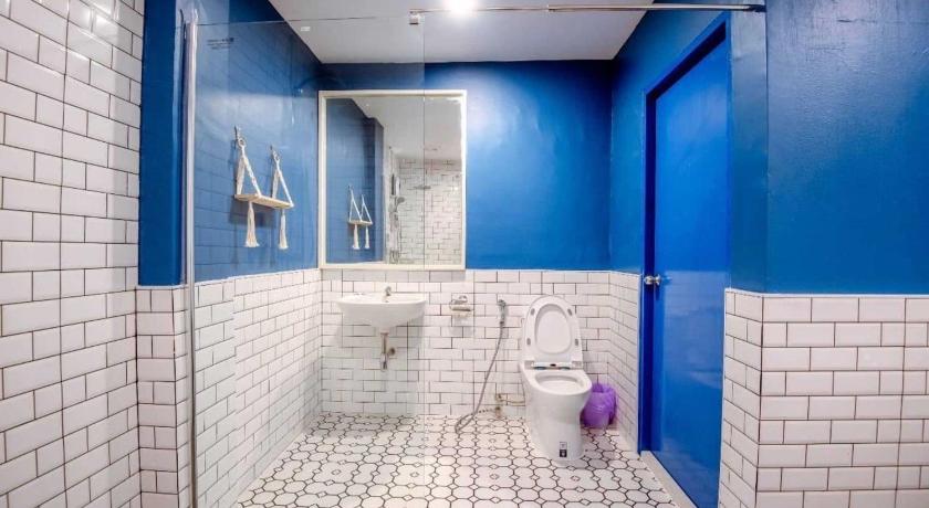 Pattaya To The Sea by Belvilla 3-Star Hotel pool