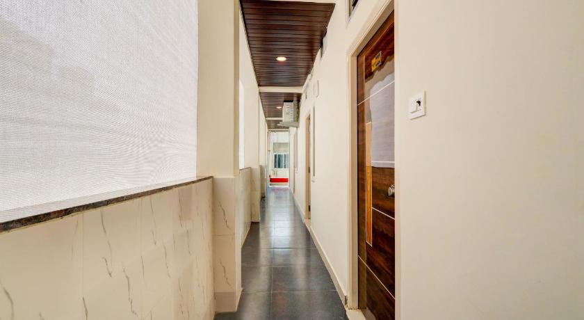 Hotel O S L N Grand - image 2