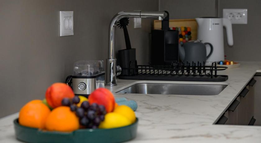 베오그라드 GueZt Dobanovačka 93A (GueZt Dobanovacka 93A) 5성급 게스트하우스 레스토랑