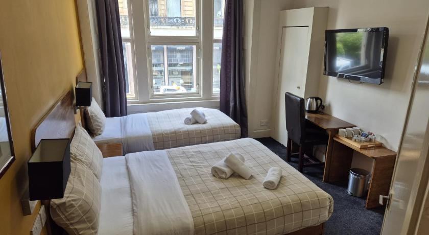 Image of Standard Triple Room 1