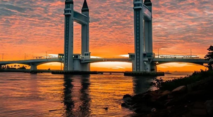 クアラトレンガヌ Ibai Golf Home Resort Homestay Kuala Terengganu 3つ星 ゲストハウス スイート