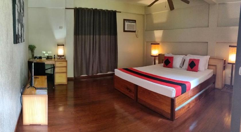 Image of Superior Room Garden View 7