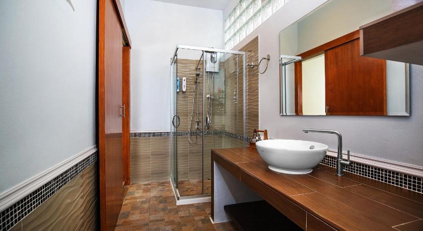 芭堤雅 Taratai Villa 3星级 酒店 泳池