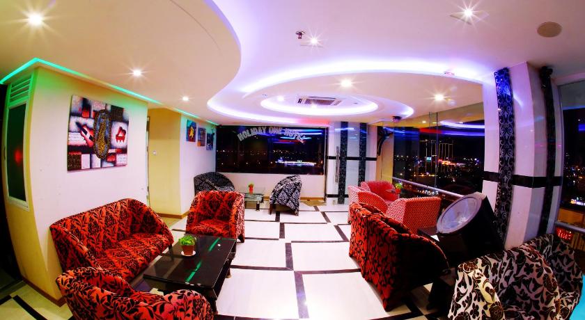 Holiday One Hotel - image 41