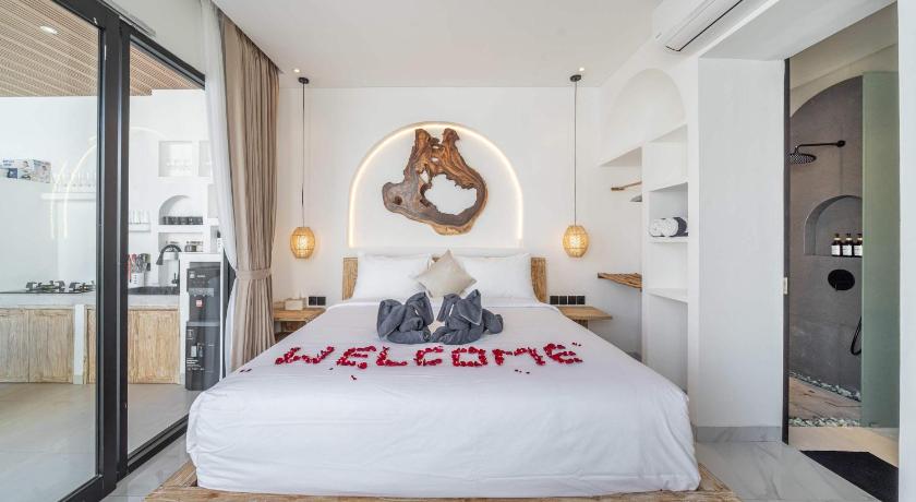 Bali New 2BR Villa Private Pool in Uluwatu - V1 4-Star Single Room restaurant