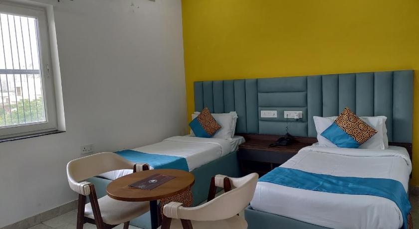 KDS Residency Hotel and Banquet - image 47