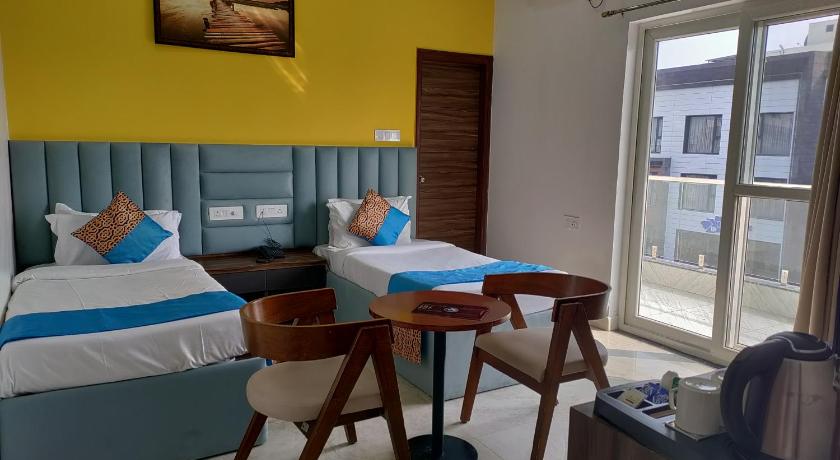 KDS Residency Hotel and Banquet - image 43
