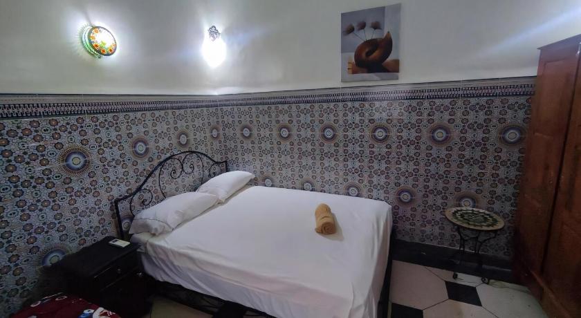Image of Double Economy Room 13