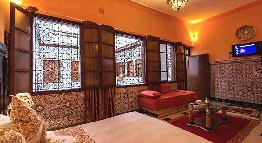 Image of Deluxe Family Room 6