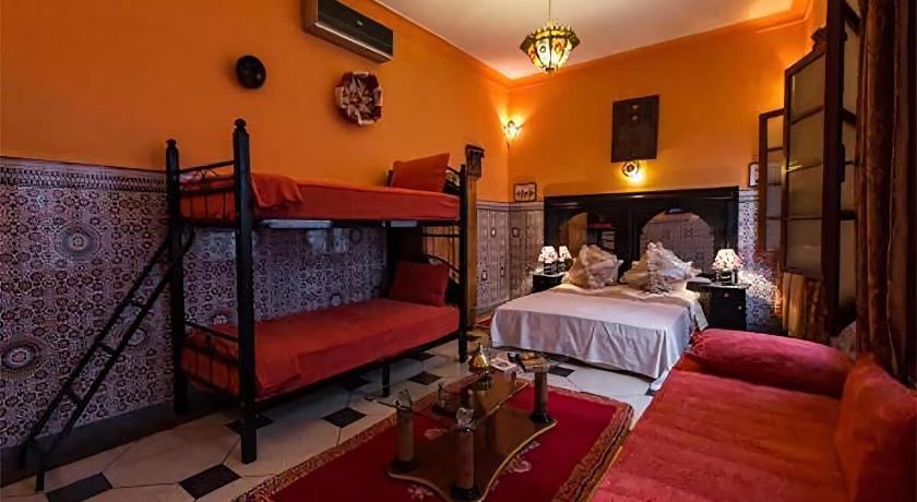 Image of Deluxe Family Room 8