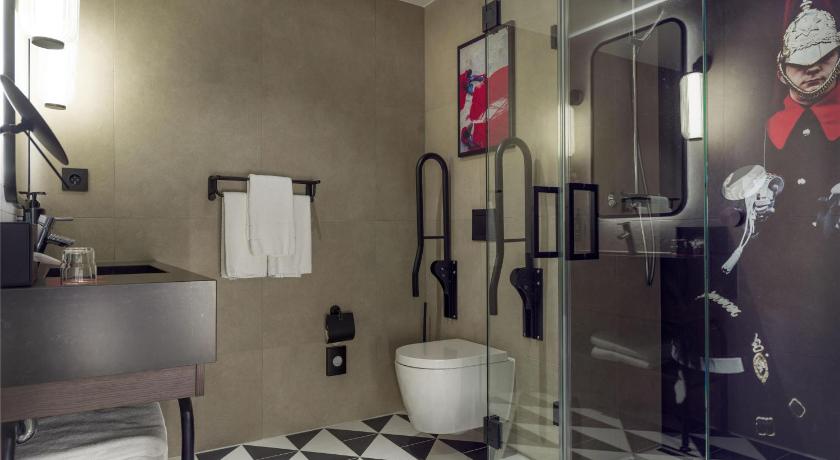Image of Net Zero Standard Room 7