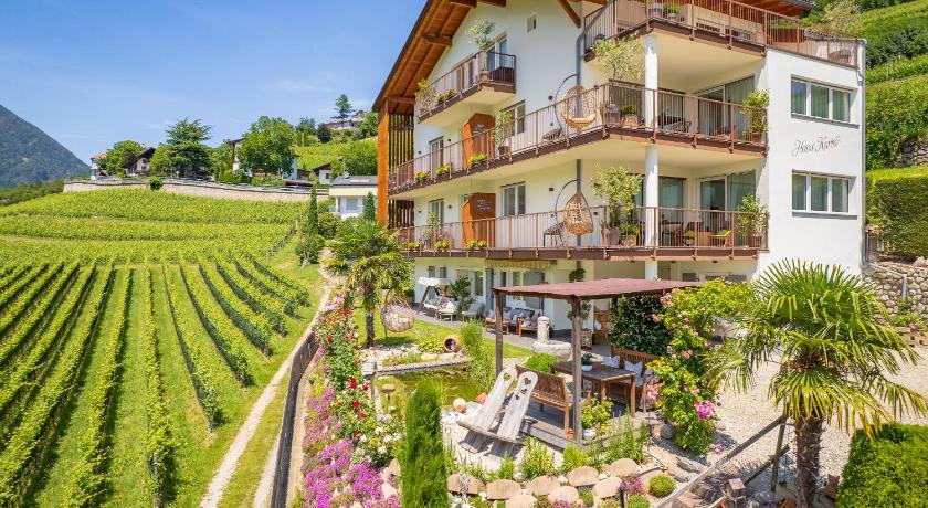 Haus Karin living