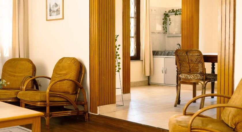 Logos House Nepal — Kathmandu (3)