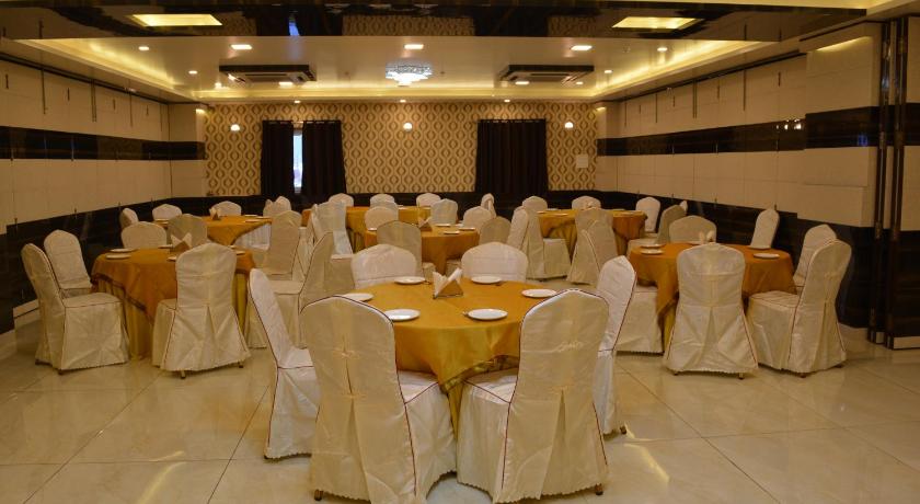 The AVR Hotel & Banquets