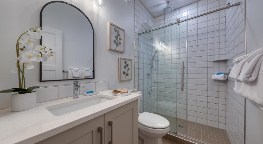 Image of Three-Bedroom Home 14