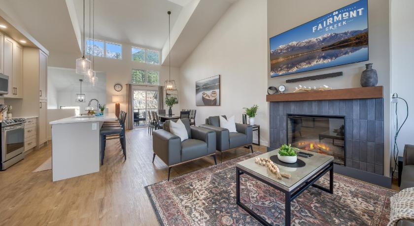 Image of Four-Bedroom Vacation Home 3