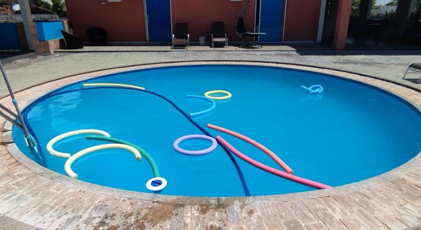 Casa com Piscina Grande em Salinas